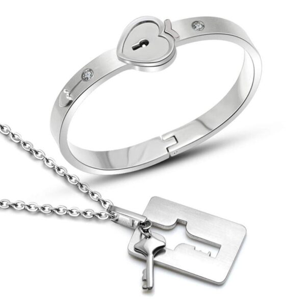 THOMAS SABO A2040-414-14-L19V 18ct Lock Key Bracelet - thbaker.co.uk