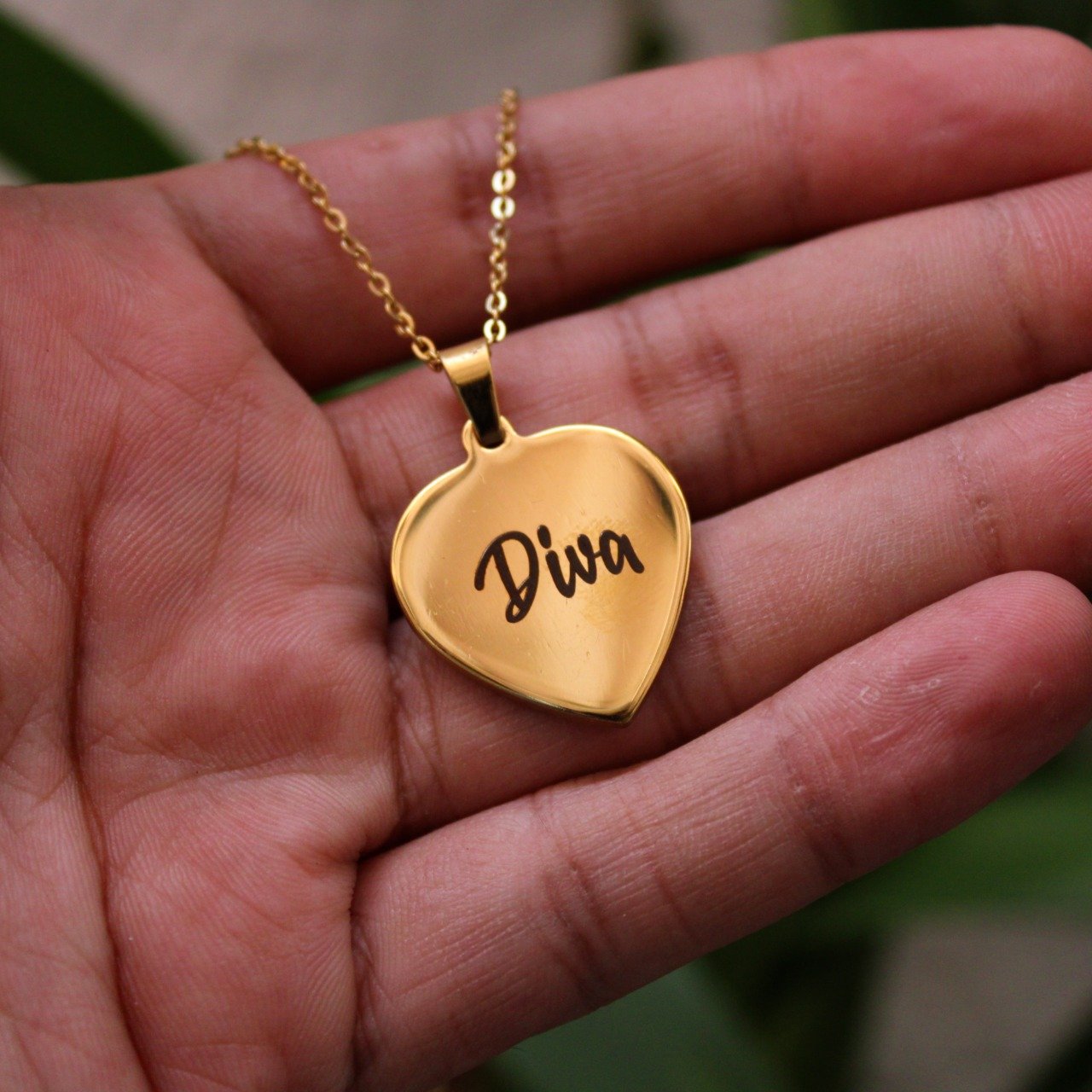 Personalized Arabic Name Necklace in 18k Gold Vermeil - MYKA