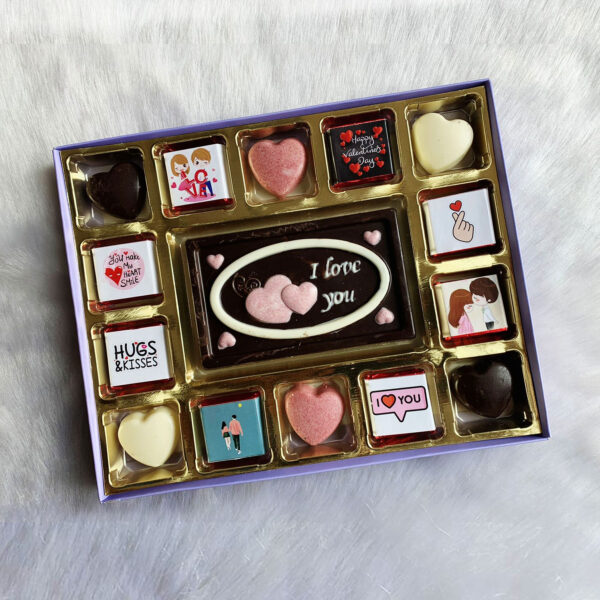 Send Velvet Chocolate Box Gift Hamper Online | Rakhibazaar.com