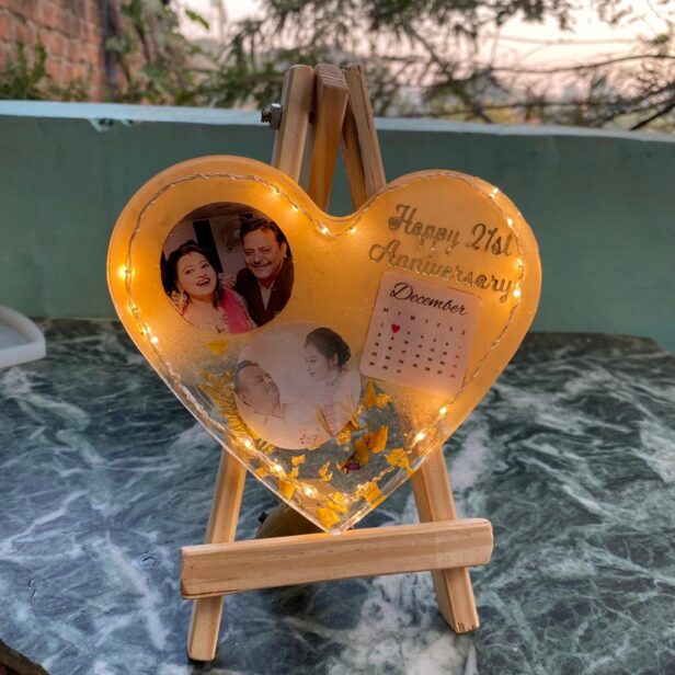 Heart Resin Photo Frame With LED & Calendar - Gift For Wedding - Birthday Gift - Valentine's Day Gift