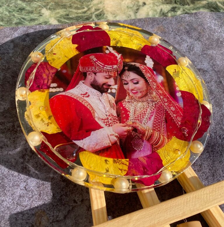 Rose Preservation - Varmala Preservation Personalized Resin Table Top ...