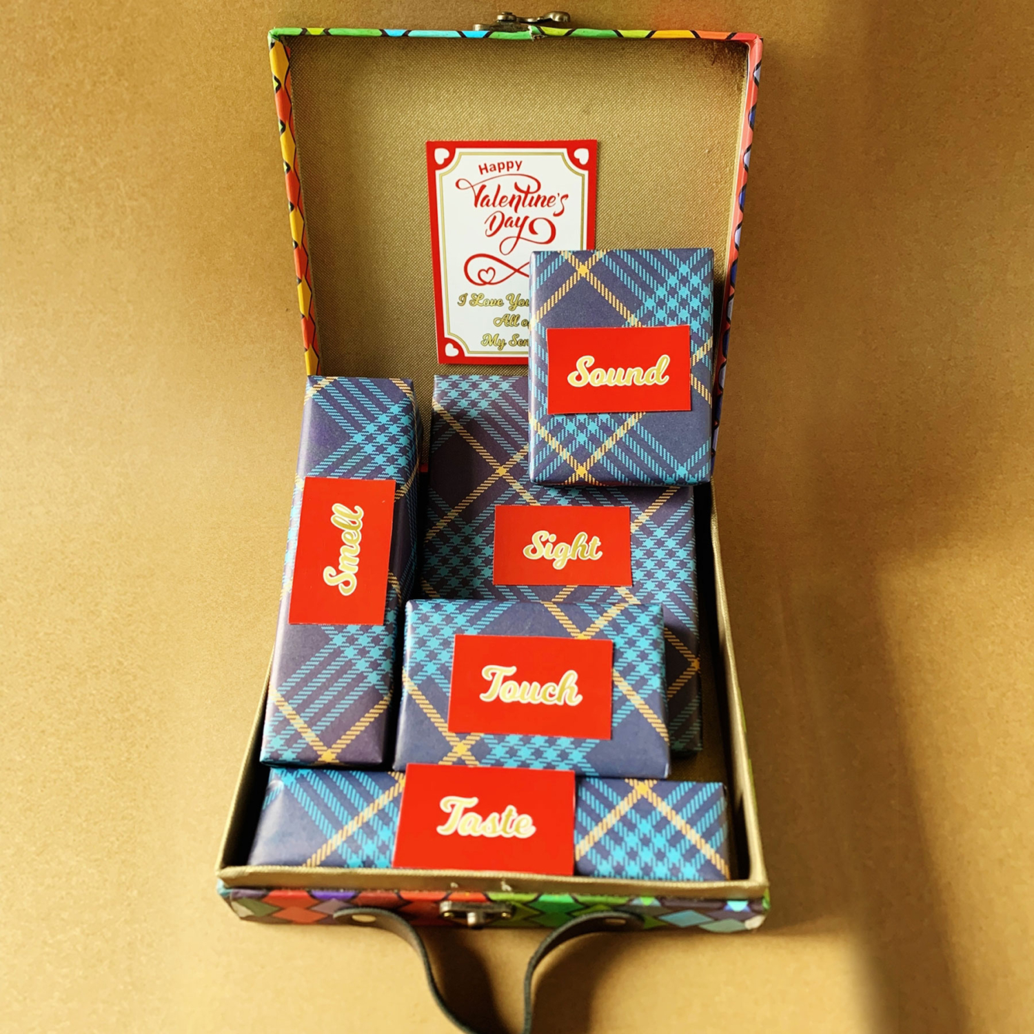 5-Sense-Hamper-For-Valentines-Day-Valentine-Gift-For-Love-Valentines-Day-Gifts-For-Husband-Best-Valentines-Day-Gifts-For-Girlfriend-3.jpg