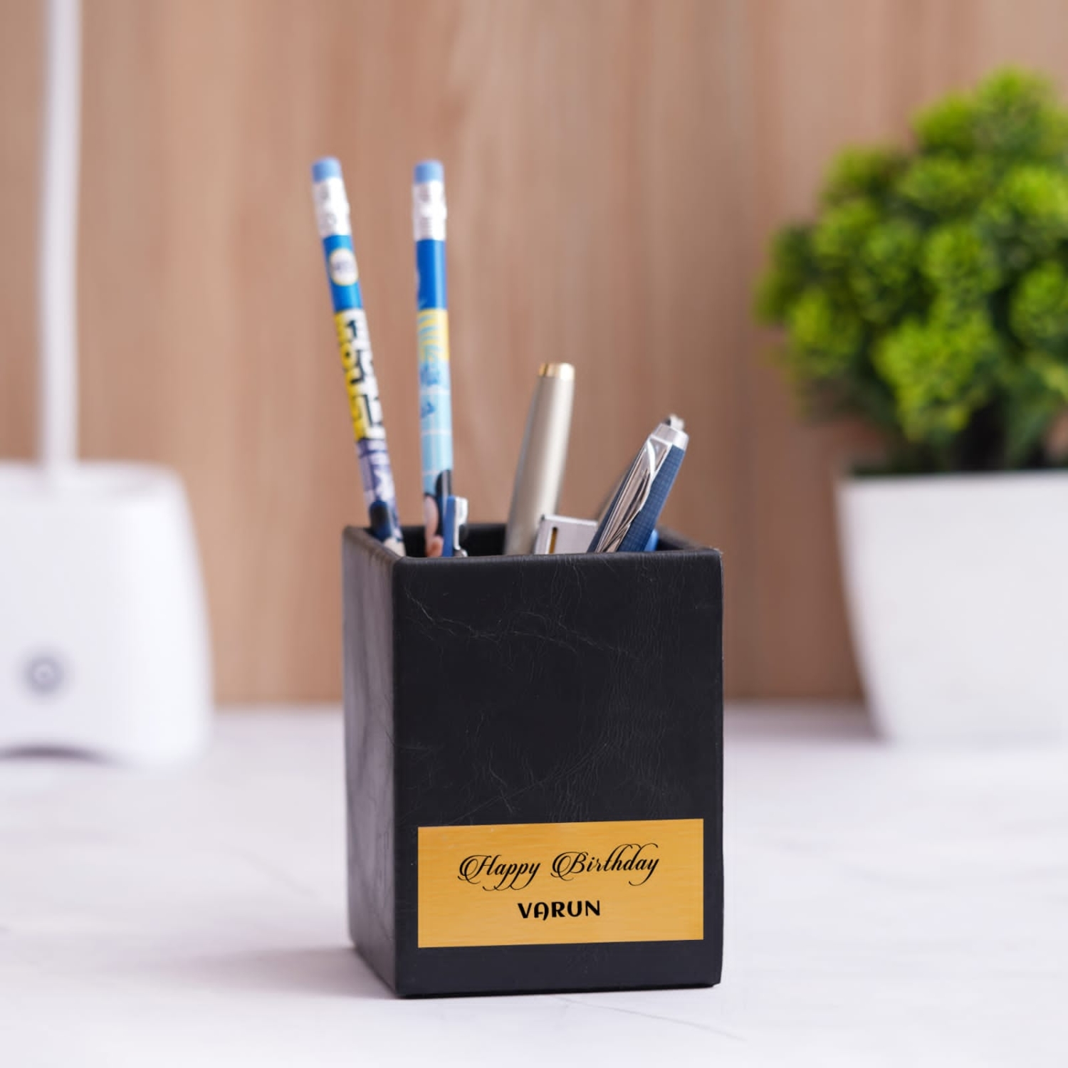 Leather-pen-stand-3.jpg