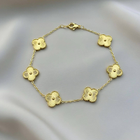 Gold Textured Clover Bracelet - Dainty Link Jewellery with Good Luck Charm