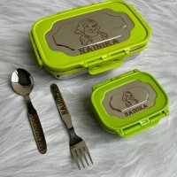 Cartoon kids lunch boxes are a popular option for parents looking to make lunchtime more fun and exciting for their children. Here are some tips for choosing a cartoon kids lunch box: